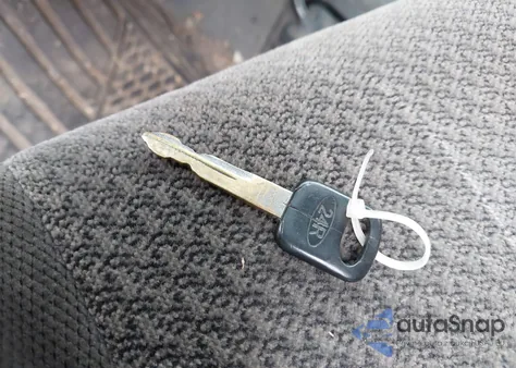 2002 Ford F-250 Lariat/Xl/Xlt from USA, damaged, VIN 1FTNW21F32EA49394